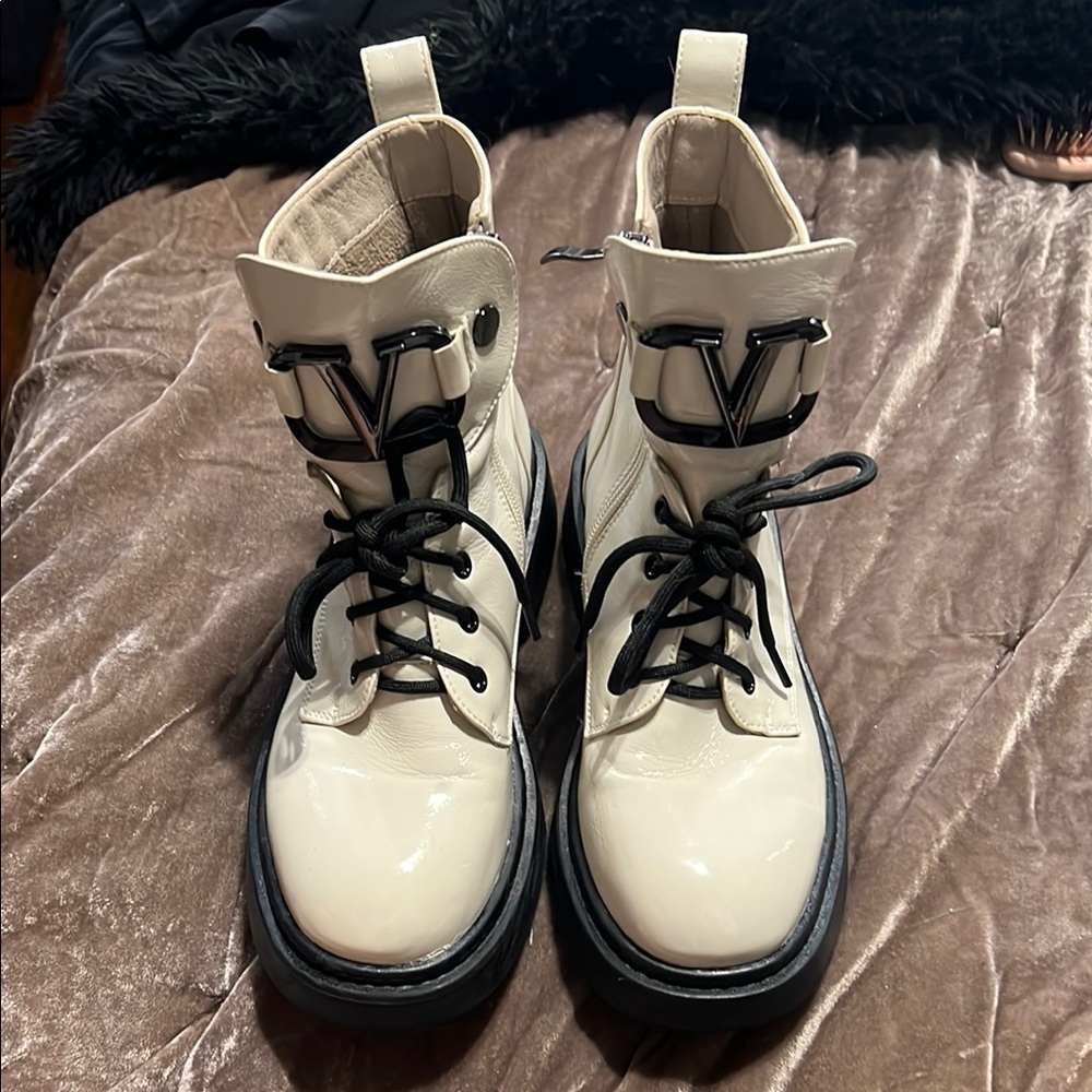 Stylish White Combat Boots with Black Accents